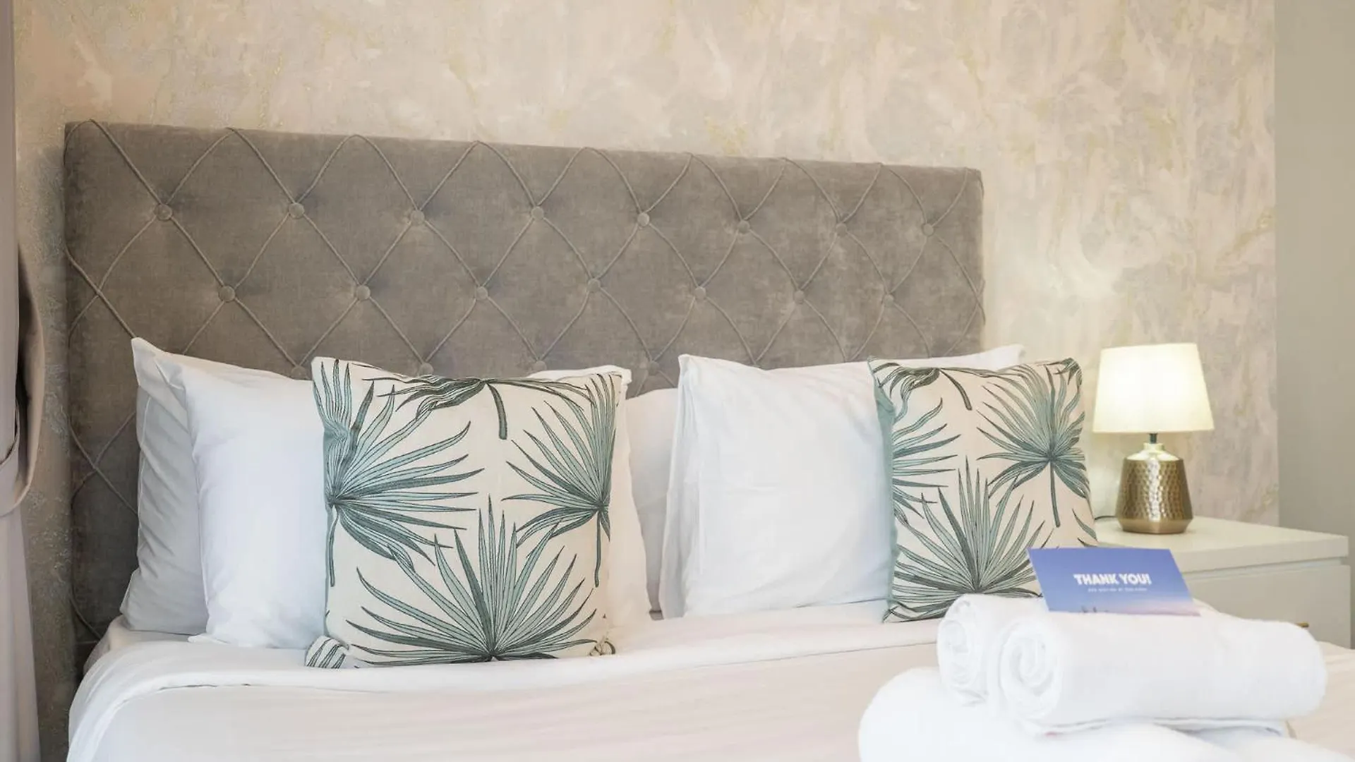 Modern 1 Bed In Zada Tower With Balcony - Sleeps 2 Apartment Dubai