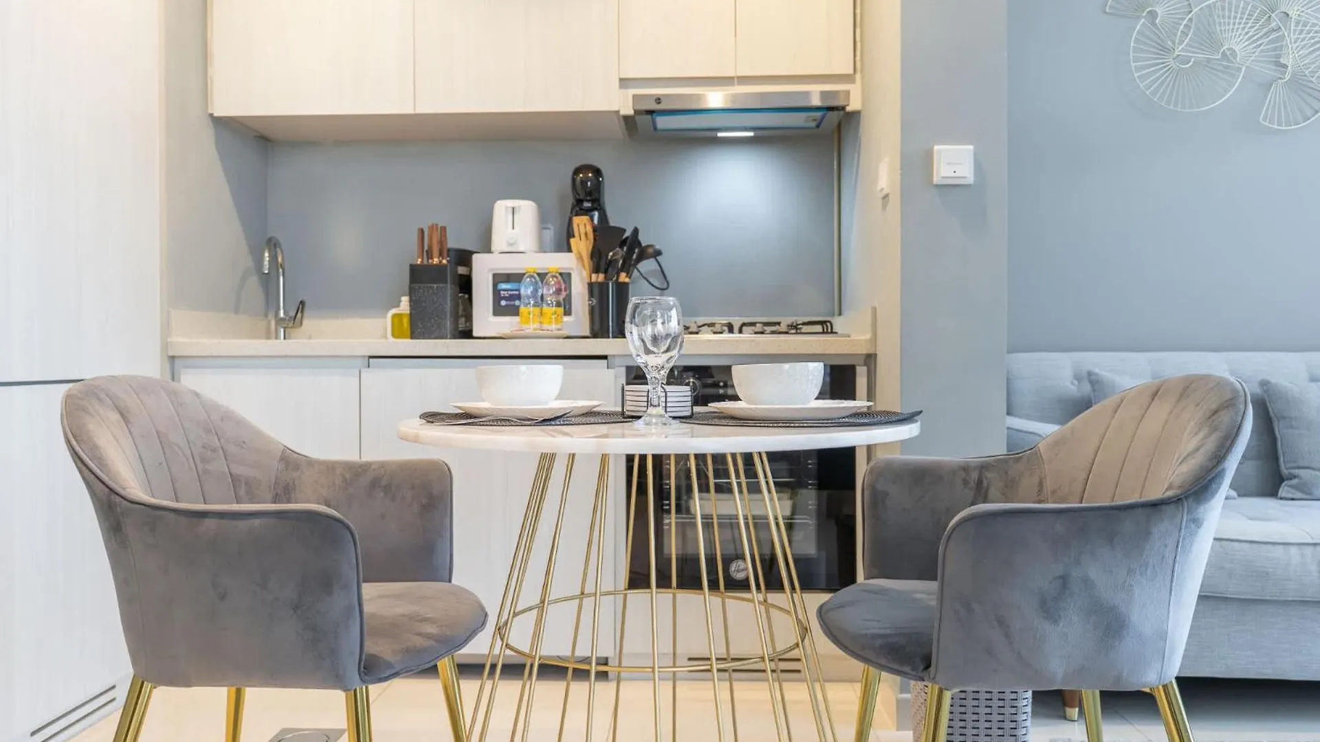 Modern 1 Bed In Zada Tower With Balcony - Sleeps 2 Apartment Dubai